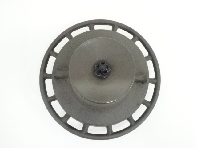  釜師　菊地政光造　車軸釜（共箱）